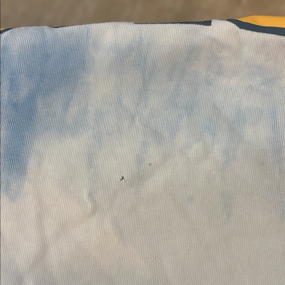 Vintage Guess Blue and White Logo T-Shirt  Medium - Picture 6 of 6